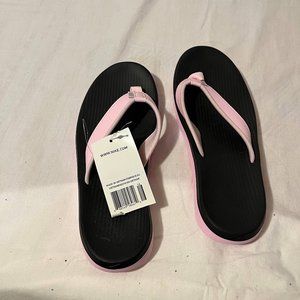 Nike Bella Kai Thong Flip Flops Womens Size 7 Pink Black Ultra Comfort